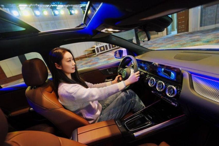 新一代梅赛德斯-奔驰EQA和EQB纯电SUV 利星行汽车济南焕新上市