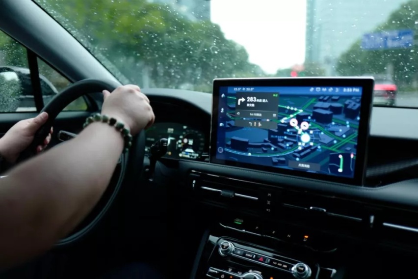 冒险家推出混动版，林肯一不小心造了辆性能车