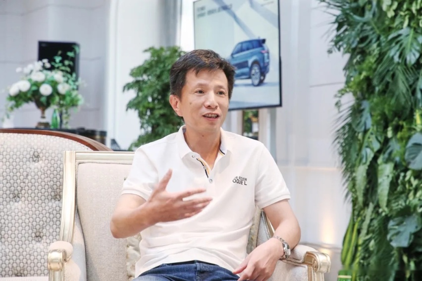 试驾丨个人的时尚，家庭的责任，极光L：我懂