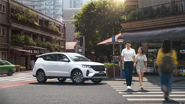 颜值、价值、品质均提升，远景X6 PRO售7.59万起