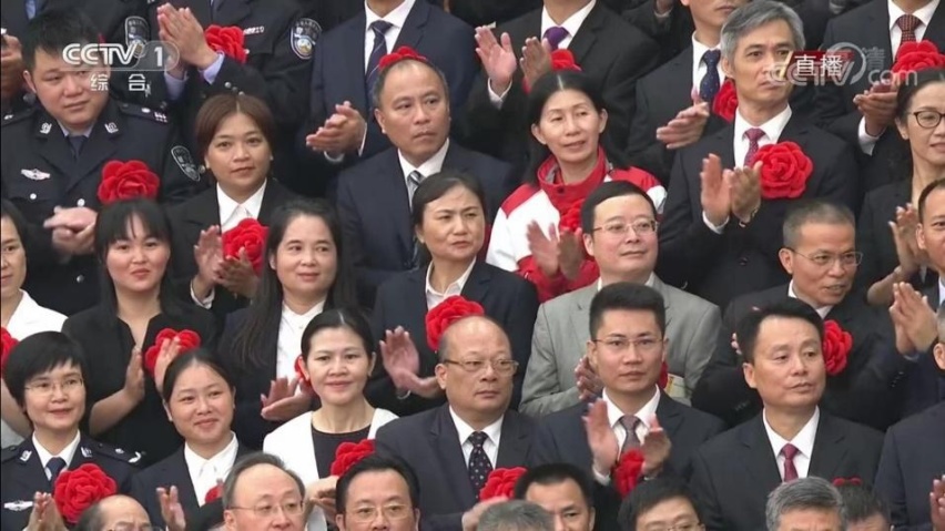 上汽通用五菱荣获“全国抗击新冠肺炎疫情先进集体”称号