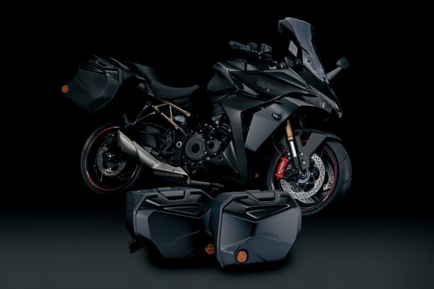 2022铃木GSX-S1000GT发布：生化机械风脸谱，全能公升级跑旅
