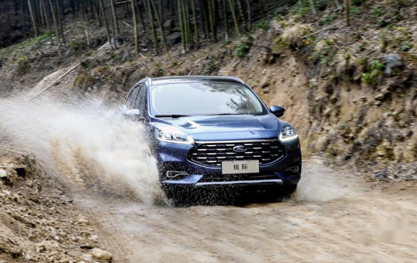 长安福特锐际新增两驱车型 售价17.98万起
