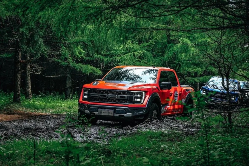 为什么福特F-150猛禽开起来这么猛？这一切要从六颗宝石说起