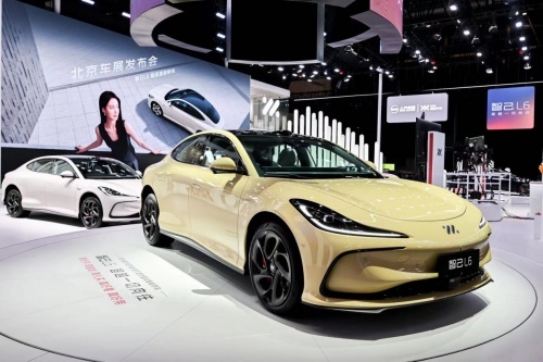 北京车展聚焦智己L6，真智能汽车开启未来之门