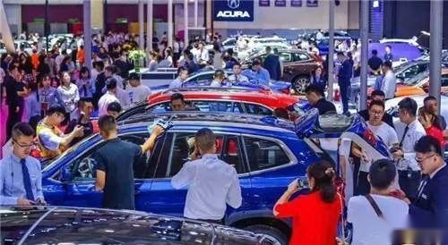 红旗HS7入门价降低7.4万，MINI将停产两门敞篷车