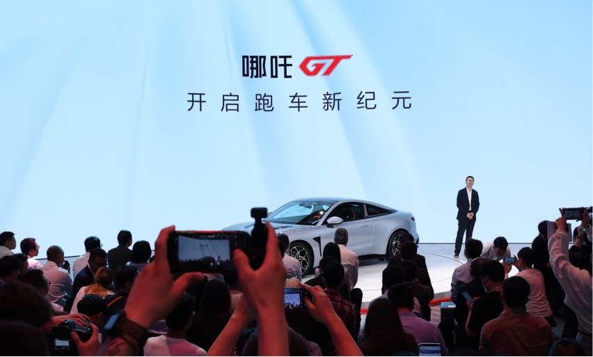 17.88万元起，中国唯一双门四座纯电跑车哪吒GT上市