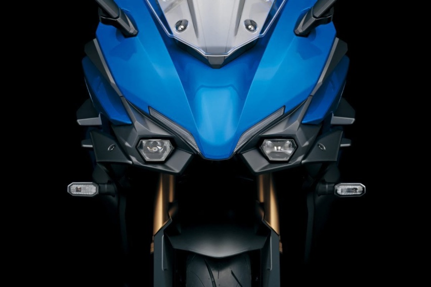 2022铃木GSX-S1000GT发布：生化机械风脸谱，全能公升级跑旅