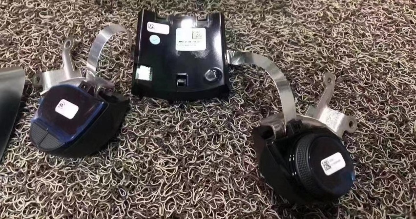 奔驰GLC43原厂升级方向盘加热，OLED旋钮，ACC