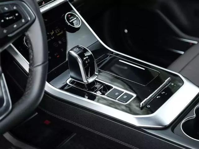 试驾全新一代瑞虎8:行驶品质已不输20万级合资SUV