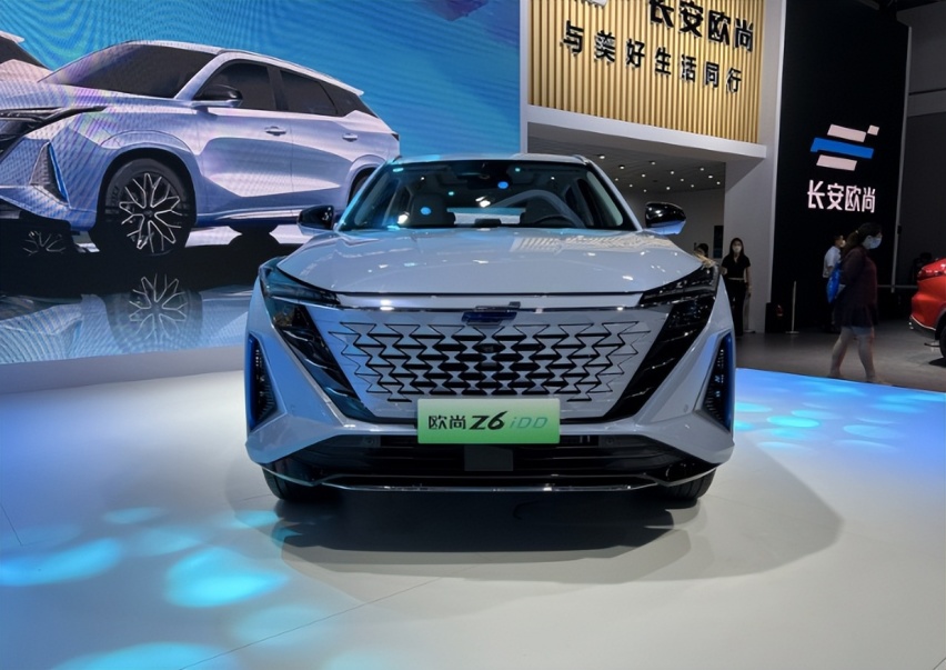 150km纯电续航 欧尚Z6 iDD特级混动亮相成都车展