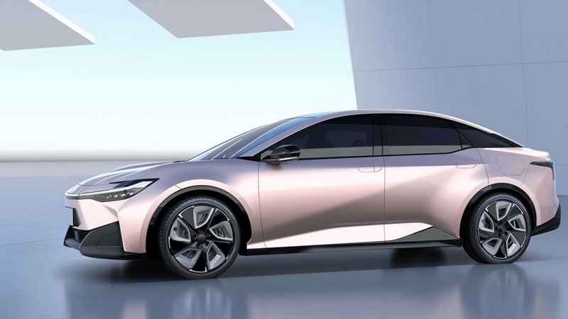 toyota-bz-sdn_副本.jpg