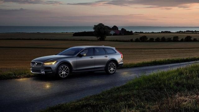 五一小长假自驾游应该选什么车，轿车、SUV、旅行车选谁最合适？