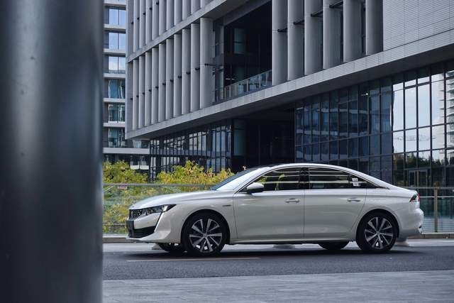除了浪漫，还有科技与激情，试驾东风标致508L PHEV