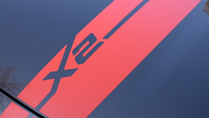 试2021款宝马X2曜夜版，年轻个性的不二选择