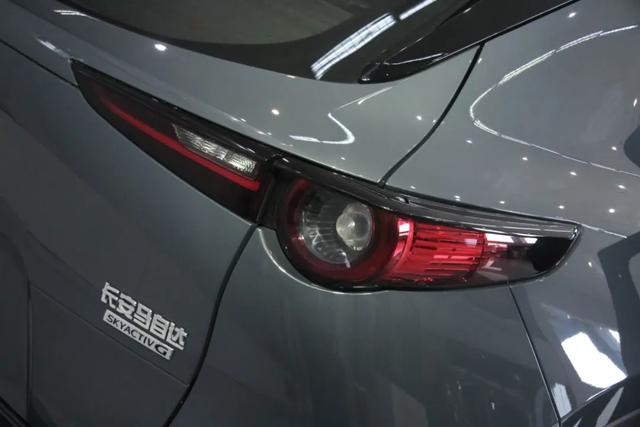 实拍Mazda CX-30：15万级“最美”SUV正式登场