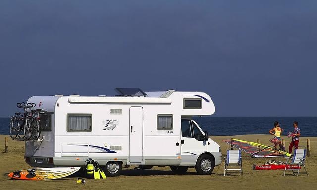 国内最便宜的房车,带卫生间+浴室,蓝牌C本可驾售12.98万