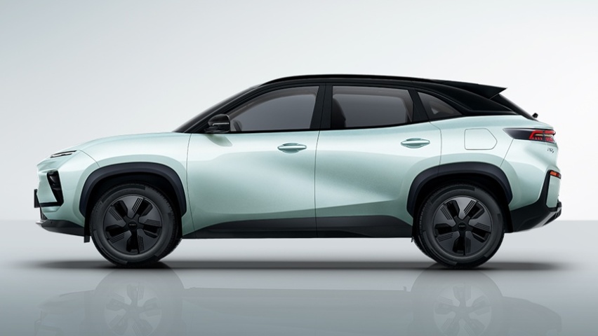 家用纯电中型SUV—奇瑞eQ7，竟然老少通吃！