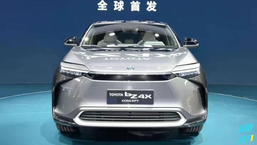 全新纯电动概念车bz4x亮相，丰田终于开始对电动车认真了？