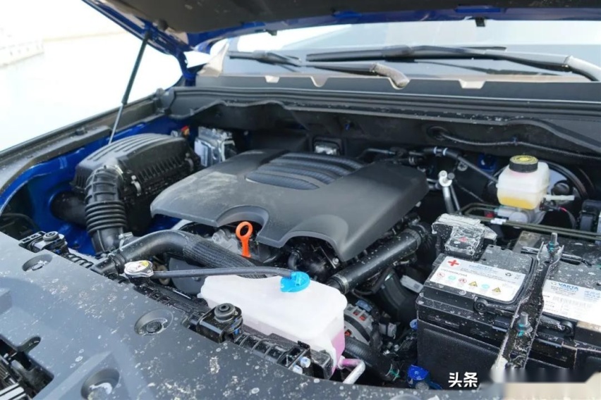 鹏城试驾长城炮全球版,时尚大皮卡回头率百分百