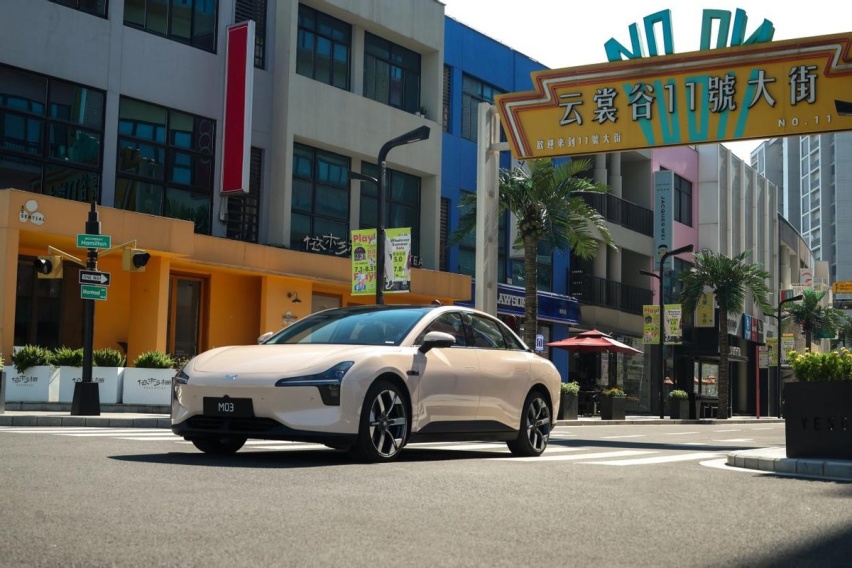 埃安RT竞标小鹏MONA M03，“内卷的风”吹到网约车市场了？