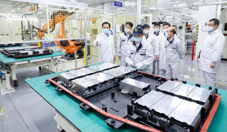 量产车即将到来，恒驰汽车冬季测试，许家印亲赴现场督战