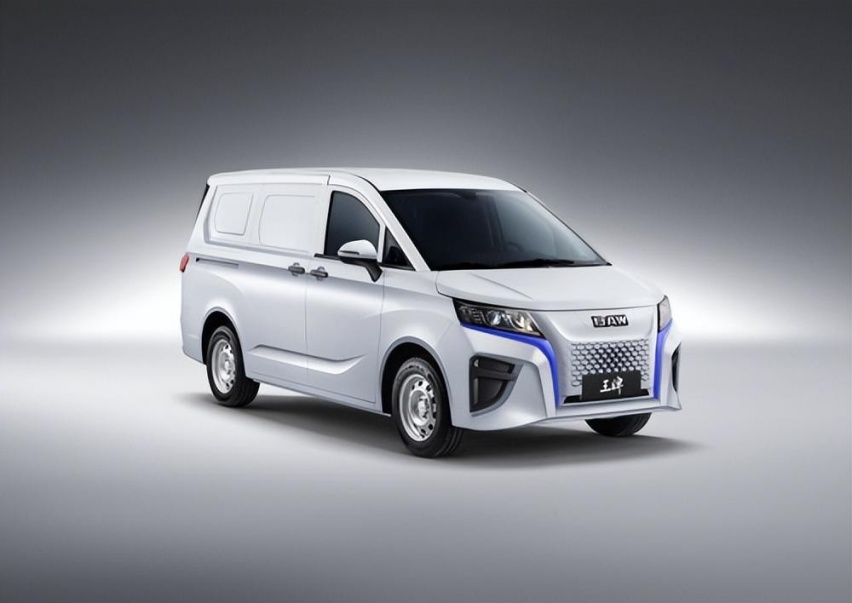 北汽制造纯电MPV， 王牌M7EV官图发布！