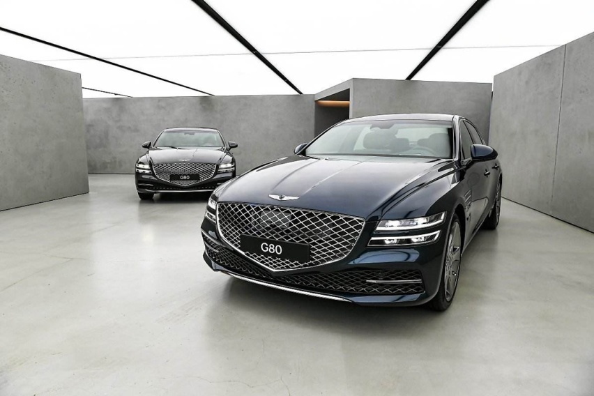 40万预算选豪华品牌 捷尼赛思G80 VS雷克萨斯ES！