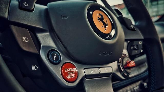 赛道试驾全新法拉利F8 Tributo