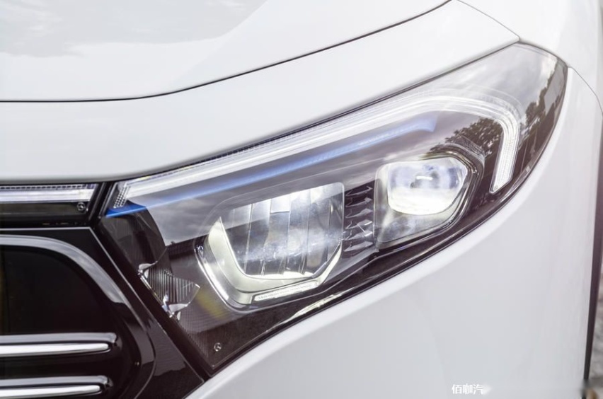 96-mercedes-benz-eqa-official-images-headlights_0.jpg