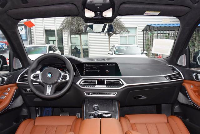 终端需加价30万？宝马旗舰SUV X7真有那么好吗？