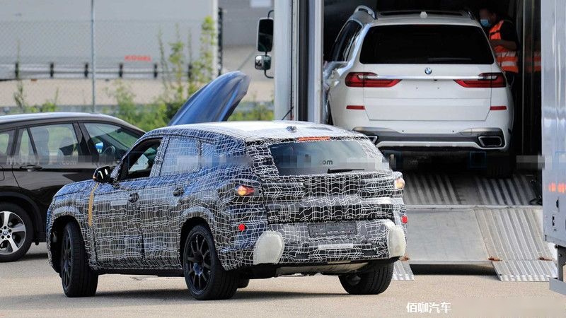 bmw-x8-spy-shots-back.jpg