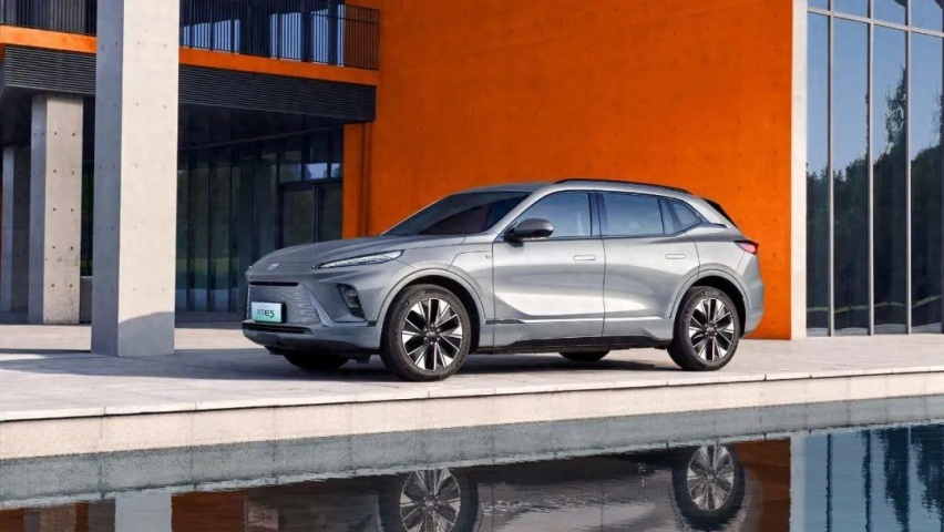 别克E5先锋版的三个“前所未有”，重新定义16万元级纯电SUV