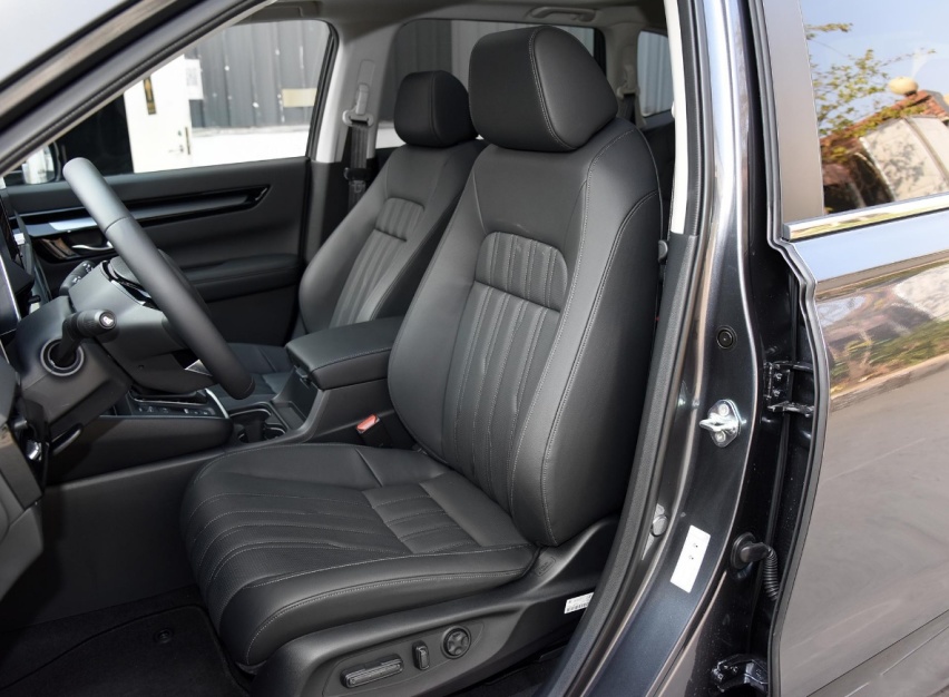 15至20万家用SUV，大五座奔腾T99和7座版皓影怎么选择？