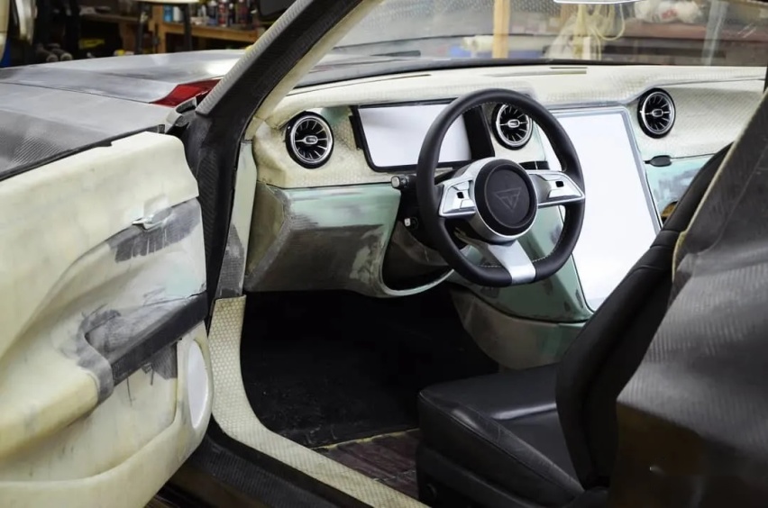 披着Mustang外壳的特斯拉Model S？840马力电动缝合怪来袭