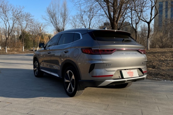20万元SUV怎么选？自主混动还是合资燃油？