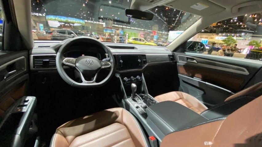 1024x0_0_autohomecar__ChsEe148tcmAMjytAAJZFW_6Fiw051.jpg