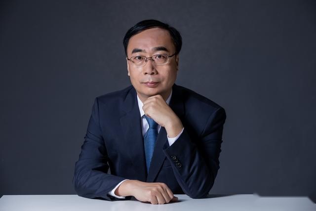 铸造高端品牌，以想超越的雄心，星途要靠什么