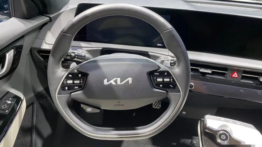 成都车展丨28.28万元起，起亚EV6上市，EV5同步预售