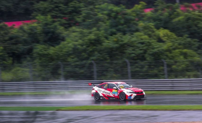 风雨兼程 进取不止 东风本田车队携全新赛车惊艳亮相绍兴柯桥站