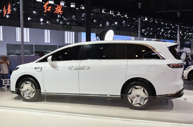 享界V8预售32.98万起，所以能抢智界V9的市场？