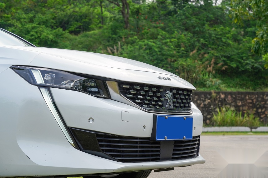 试驾标致508L：又帅又能打，这是一台我想要，它全都有的车