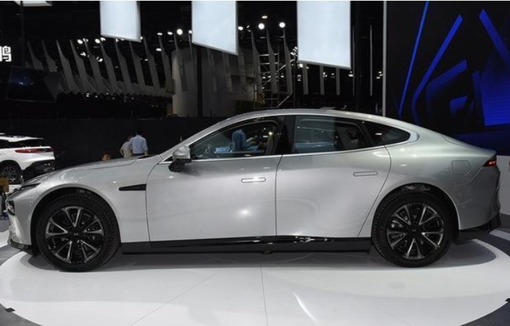 全新小鹏P7动力信息曝光！4.3秒破百 续航550Km