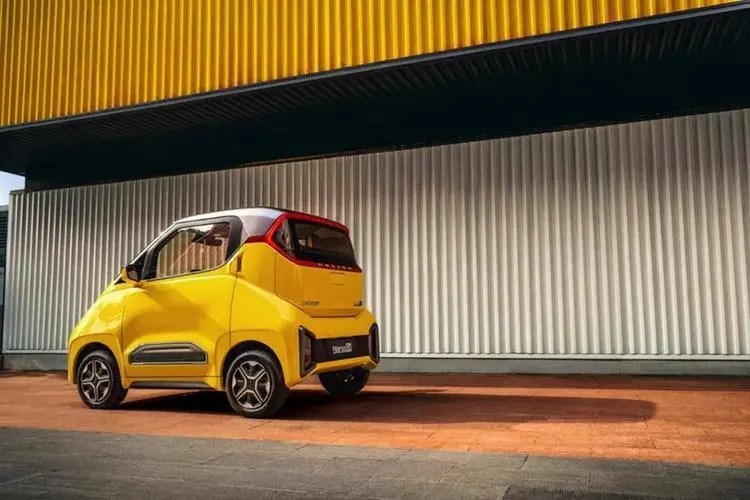 它和MINI EV相比怎么样 相信Nano EV个性的外观会更加吸引人