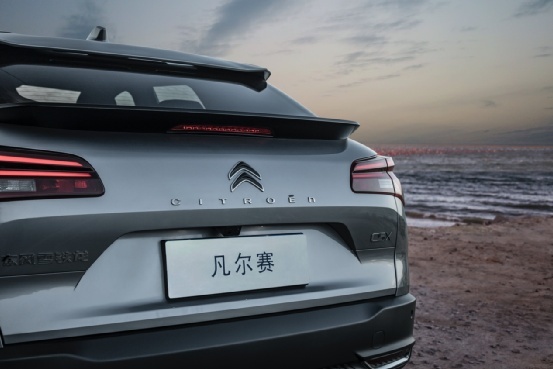 凡尔赛C5 X以不凡重新定义B级车