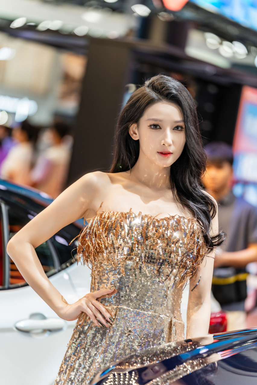 2024广州车展小姐姐大合集！是真男人就坚持到最后一张！