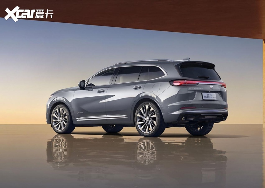 看上去给人感觉更加的年轻时尚,新车采用了别克pure design纯粹设计