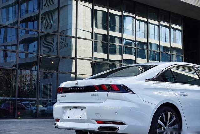 除了浪漫，还有科技与激情，试驾东风标致508L PHEV