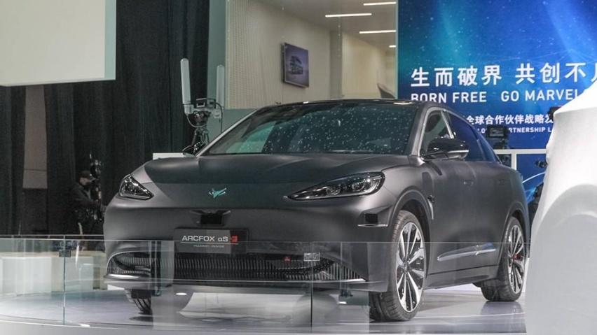 每年亏百亿，电动车发展缓慢，都是被自动驾驶坑的？