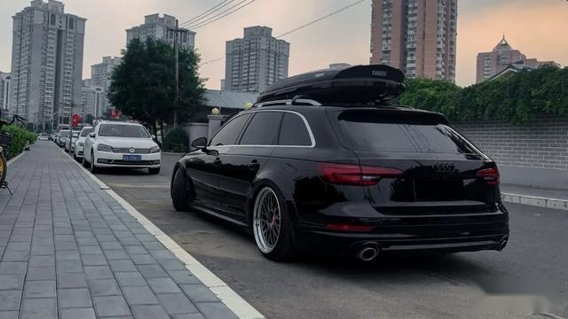 顾家奶爸打造的黑武士旅行车，奥迪A4 Allroad驾到